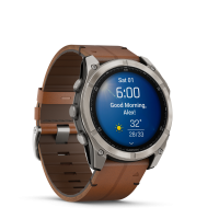 Fenix8_51_HR_Titanium_Leather_Front-right_0009_fenix8_morning_report_clear_sunny